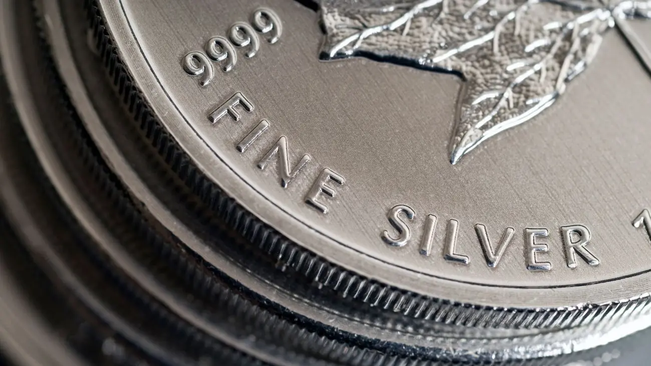 ¿La plata es el nuevo oro? Metal toca máximo histórico y está próximo a cerrar su mejor año desde 1979 ¿La plata es el nuevo oro? Metal toca máximo histórico y está próximo a cerrar su mejor año desde 1979