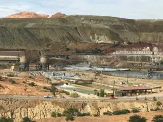 Ser vecino de una mina de cobre eleva el riesgo de parto prematuro extremo y de malformaciones en los fetos