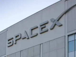 SpaceX inicia la selección de bancos para preparar la OPV