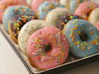 Dunkin ofrece varios puestos de trabajo: Revisa las ofertas laborales y cómo postular