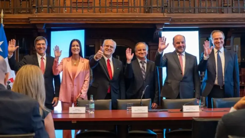 NovaAndino: Máximo Pacheco presidirá el nuevo gigante del litio y concentrará un doble rol en Codelco