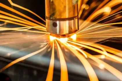 Más de 50 años innovando la industria de la tecnología de la vibración industrial para el posicionamiento de piezas