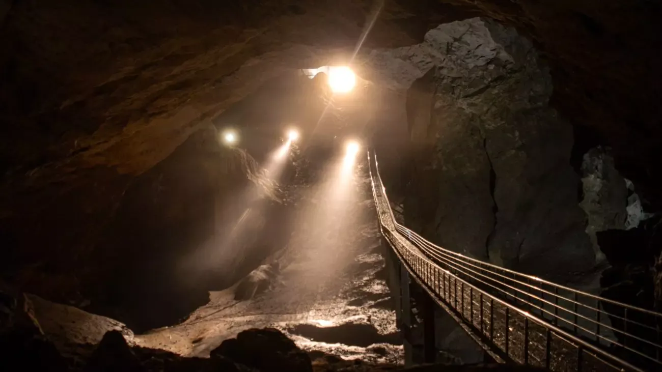 Al despliegue desorbitado de centros de datos para la IA le ha salido un nuevo problema: las cavernas de sal