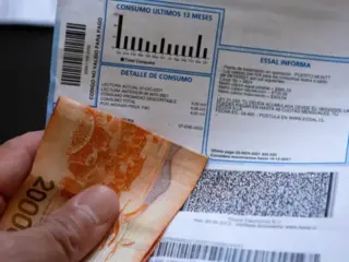 Subsidio Eléctrico: hasta $54.486 por semestre en 2026 y el “detalle” que define si el descuento aparece en tu boleta