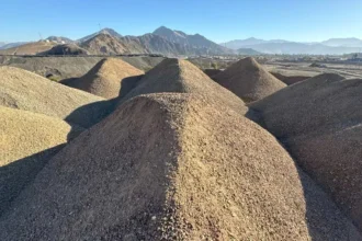 ENAMI extiende plazo para venta de 400 mil toneladas de minerales de oro