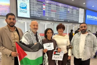 Macarena Chahuán regresa a Chile y denuncia torturas tras detención en Israel