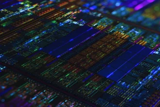 Nuevo material multiplica por 100 la interacción electricidad-magnetismo y promete reducir consumo energético en ordenadores