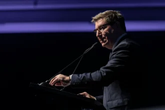 Gobierno profundiza críticas a fallida reforma pesquera y refuerza giro proinversión