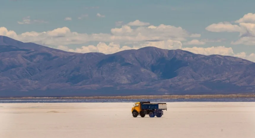 Argentina proyecta exportaciones mineras por US$32.700 millones en litio y cobre hacia 2036