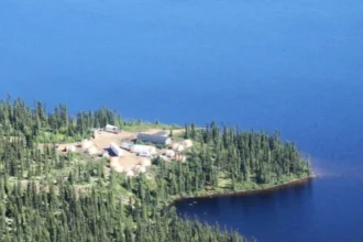 Focus Graphite anuncia uno de los mayores depósitos de grafito en Lac Tétépisca