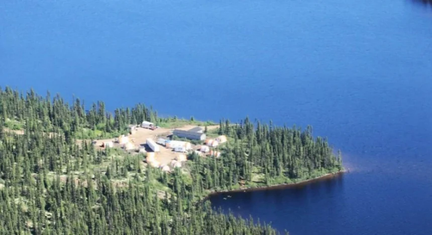 Focus Graphite anuncia uno de los mayores depósitos de grafito en Lac Tétépisca