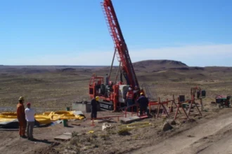 Fredonia Mining amplía distrito El Dorado–Monserrat a ~33.500 hectáreas