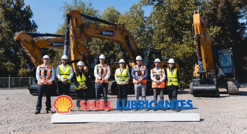 Shell Lubricantes y AndesMaq sellan alianza para reforzar maquinaria minera y forestal en Chile