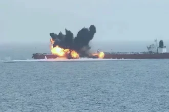 China confirma ataque a petrolero con tripulación china en Ormuz y aumenta preocupación por seguridad marítima