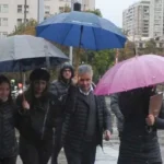 Lluvias en el sur y máximas sobre 25 °C en Santiago: así estará el tiempo este fin de semana en Chile