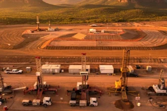 Rare Earths Americas debuta con alza de 26% en Wall Street y apuesta por hallazgo estratégico en EE.UU.