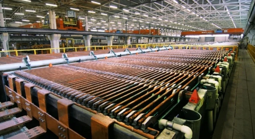 Cobre y metales preciosos impulsan a Aurubis: compañía eleva previsión de ganancias hasta 525 millones de euros
