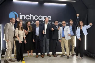 CEO de Inchcape proyecta crecimiento moderado en Chile y enfatiza compromiso con la carbono neutralidad