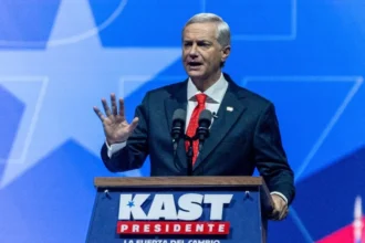 Kast cumple dos meses en La Moneda marcado por dificultades de instalación y tensión por la megarreforma