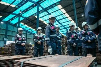 Representante del CERN visita Codelco Ventanas para evaluar suministro de cobre de alta pureza