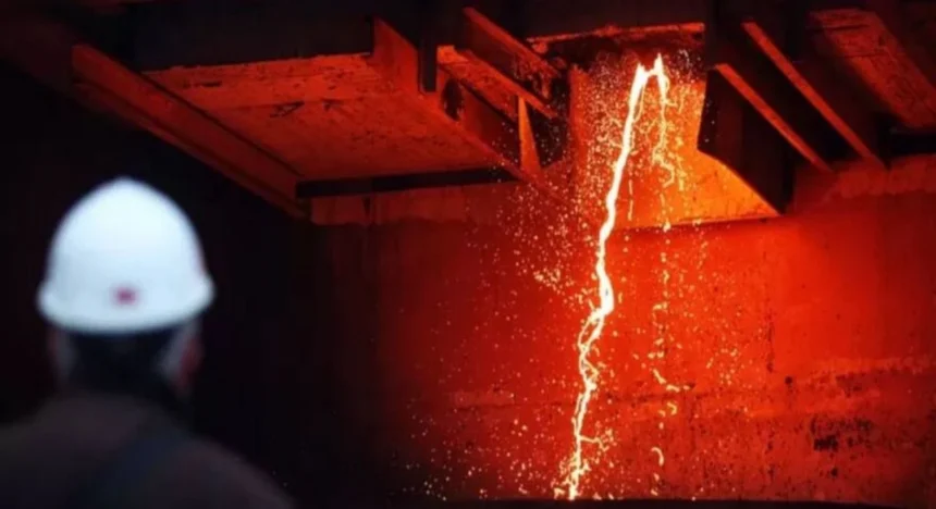 Cobre rompe nuevo récord sobre US$ 13.900 la tonelada pese a tensión entre EE.UU. e Irán