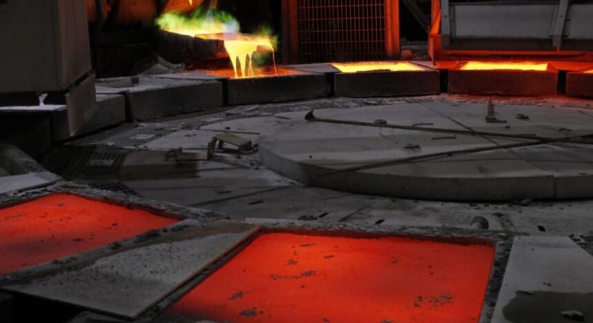 Sumitomo Metal Mining proyecta cargos de tratamiento de cobre de dos dígitos para 2026