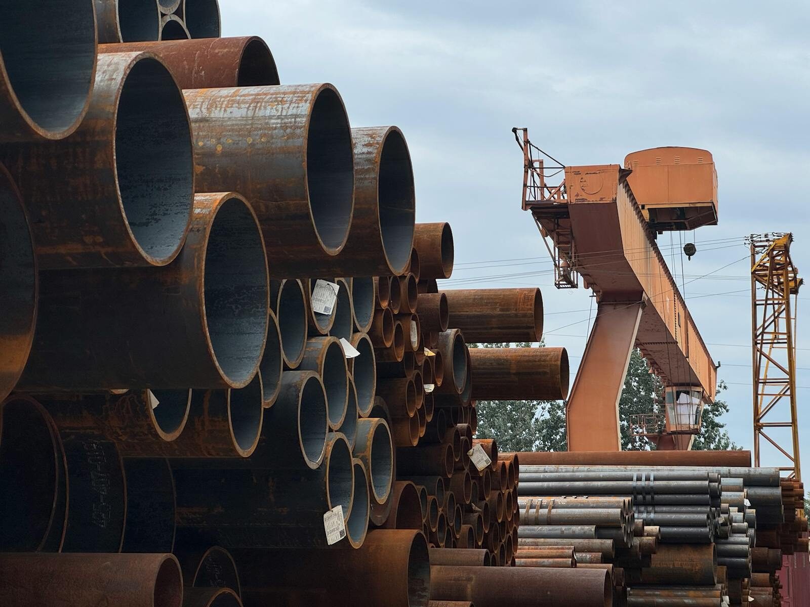 PMI Caixin: el dato chino que puede mover el precio del cobre antes que la producción industrial