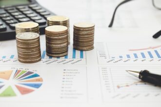 60% de Chilenos en la Oscuridad sobre sus Deudas: Un Llamado Urgente a la Educación Financiera