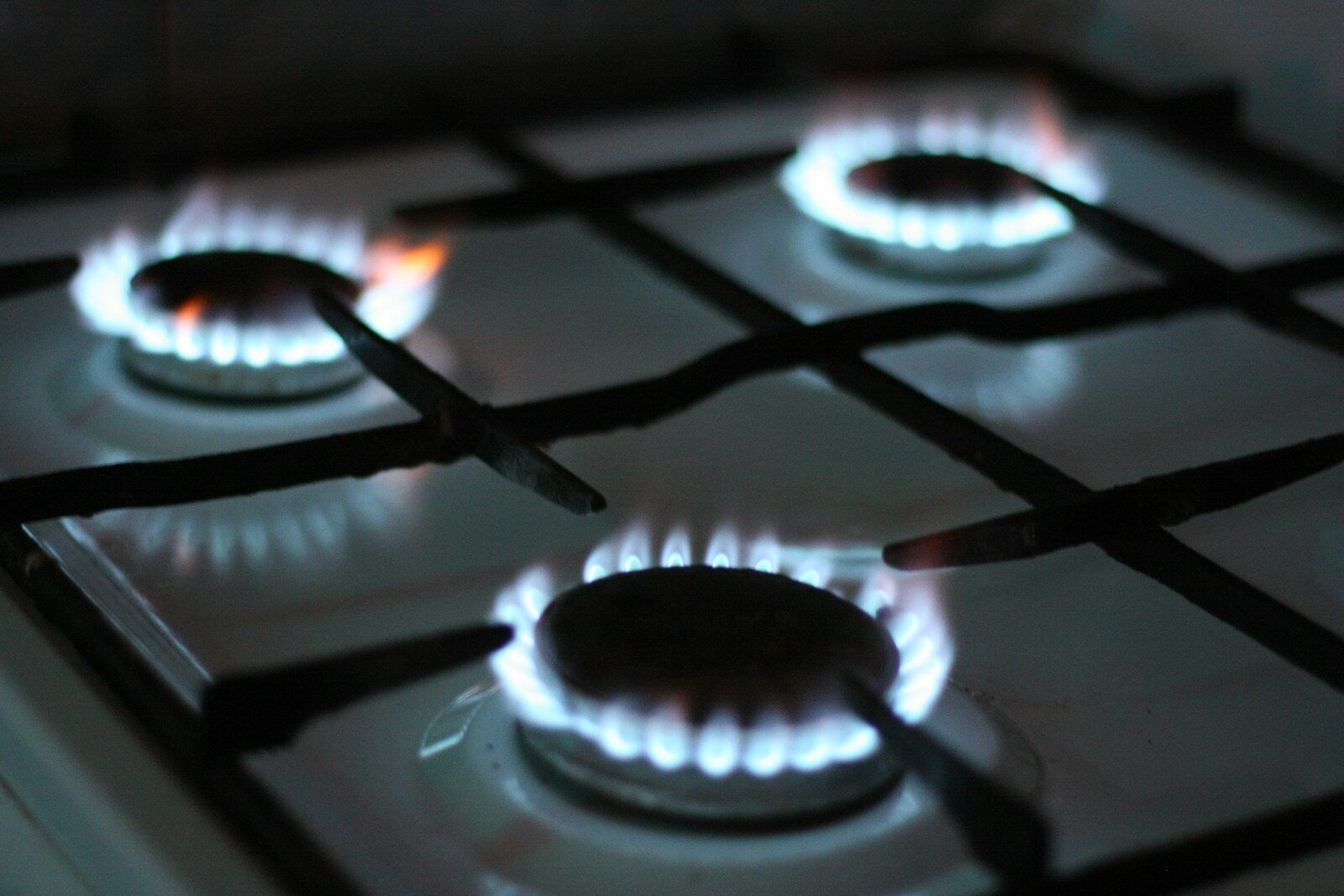 Revisa si recibes el Subsidio Gas Licuado: el cupón de $27 mil apunta al 80% más vulnerable