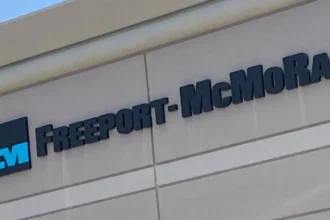 Freeport-McMoRan retrasa reinicio completo de mina Grasberg hasta 2028