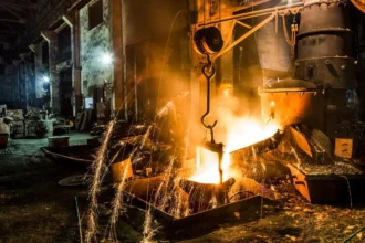 Actividad metalúrgica: 44% de capacidad instalada enciende alarmas tras una caída de 7,1% y revela el golpe por rubros