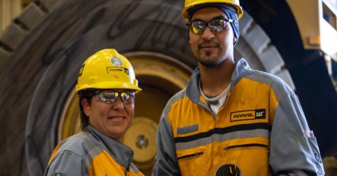 Acuerdo sindical pone fin a huelga de Finning y despeja tensión en la “ruta de la minería” en Antofagasta