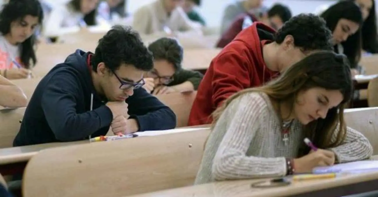 Admisión 2026: Conoce qué puntaje en la PAES exige la carrera que quieres estudiar