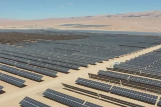 AES Andes apunta a 82% de renovables en 2027: el giro que reordena US$4.000 millones tras frenar INNA en el norte