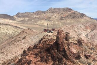Allegiant Gold amplía financiación en 50% para exploración en Nevada