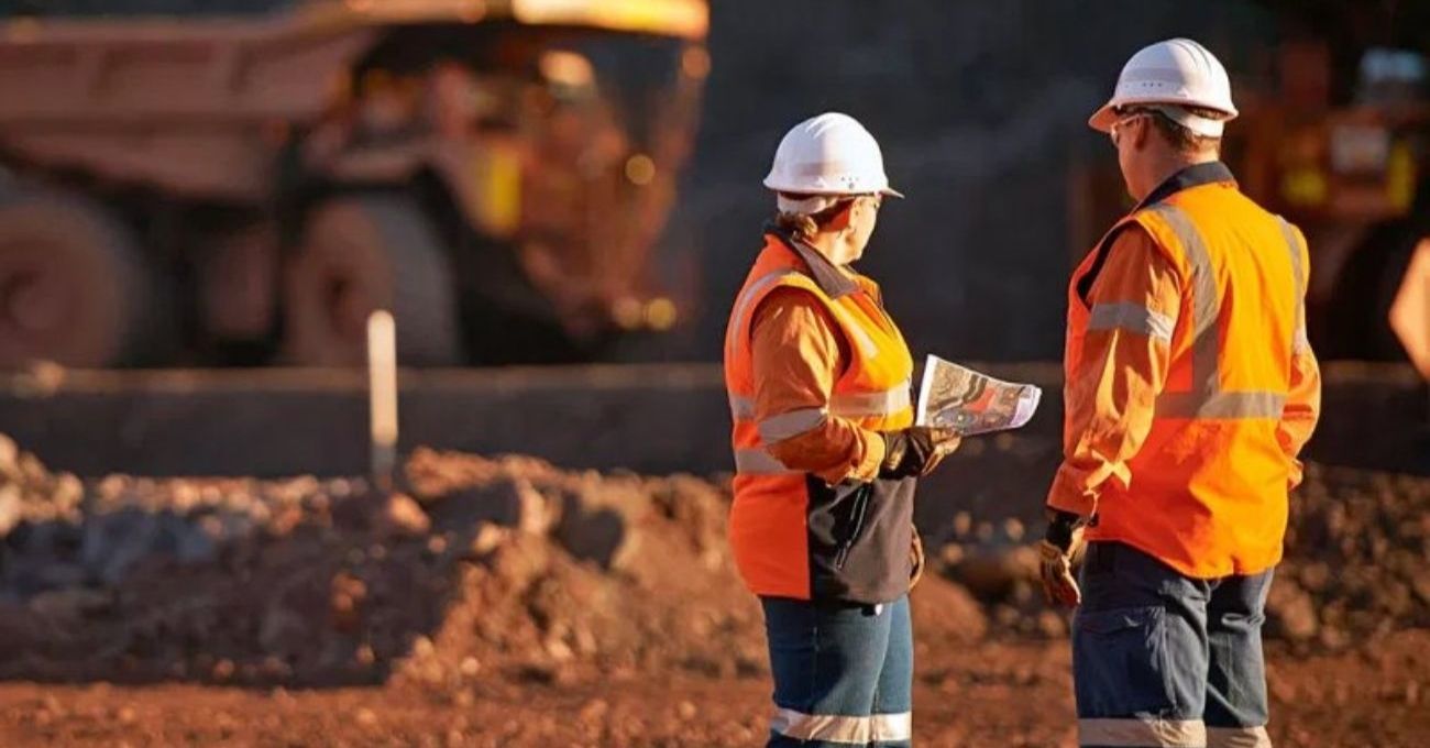 Anglo American publica nuevas vacantes laborales para sus operaciones mineras en Chile