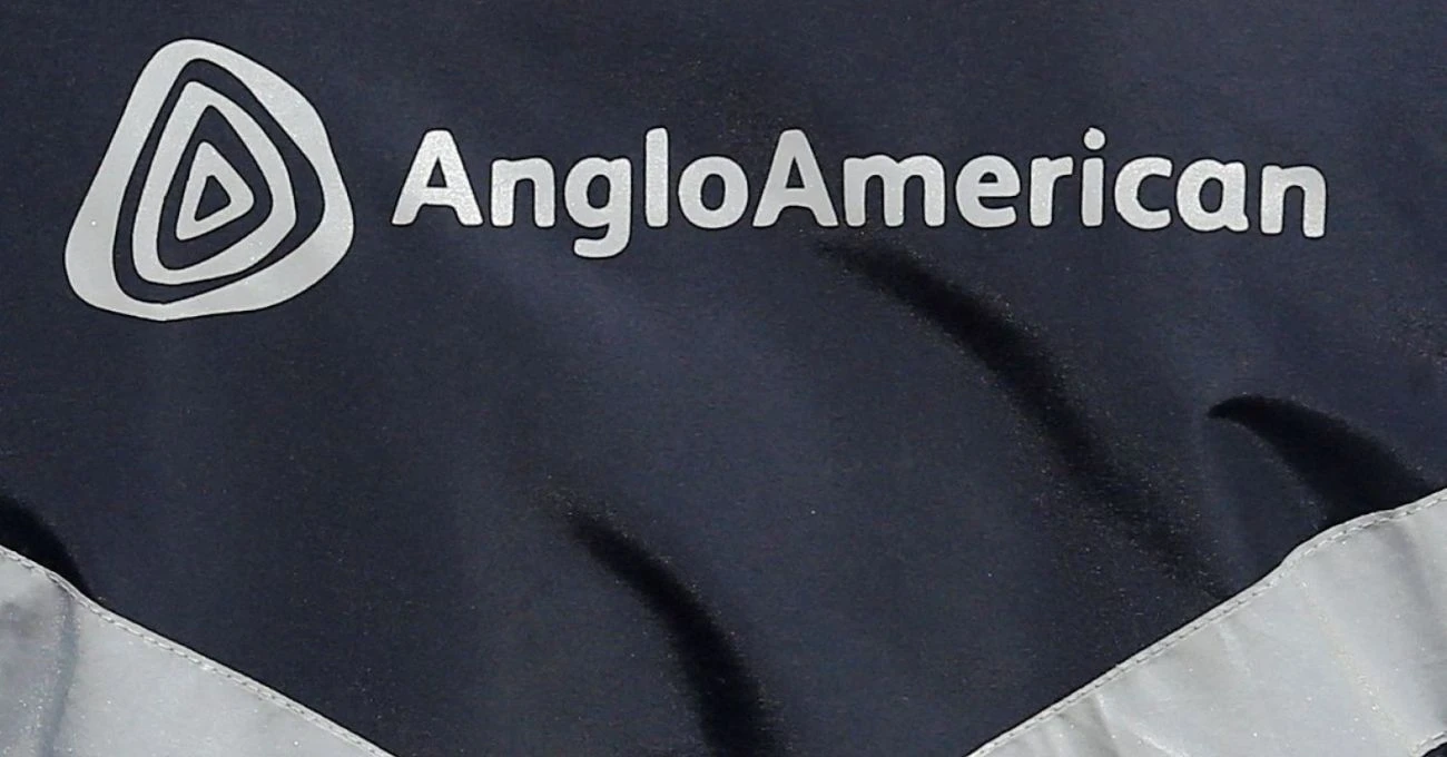 Anglo American retira propuesta de bonos para ejecutivos en plena fusión clave