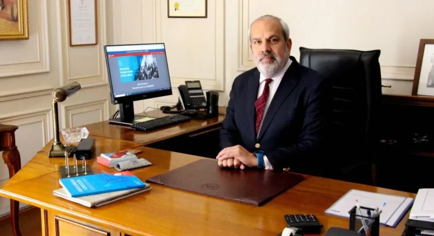 ANI: Kast designa al vicealmirante (r) Ronald Mc Intyre para liderar la agencia en plena reforma del sistema de inteligencia