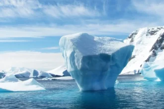 Antártida: nuevo mapa detecta más de 30.000 colinas bajo el hielo y cambia la lectura del riesgo costero