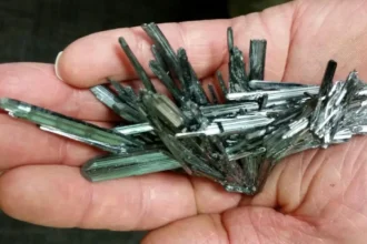 Antimony Resources informa de estinitita portadora de antimonio más masiva («Sb») del 8,48% Sb en 3,0 metros y del 2,07% Sb en 27,05 metros