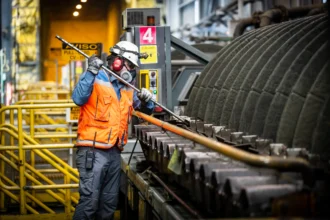 Antofagasta Minerals abre 15 vacantes: los cargos que hoy están moviendo Pelambres, Centinela, Antucoya y Zaldívar