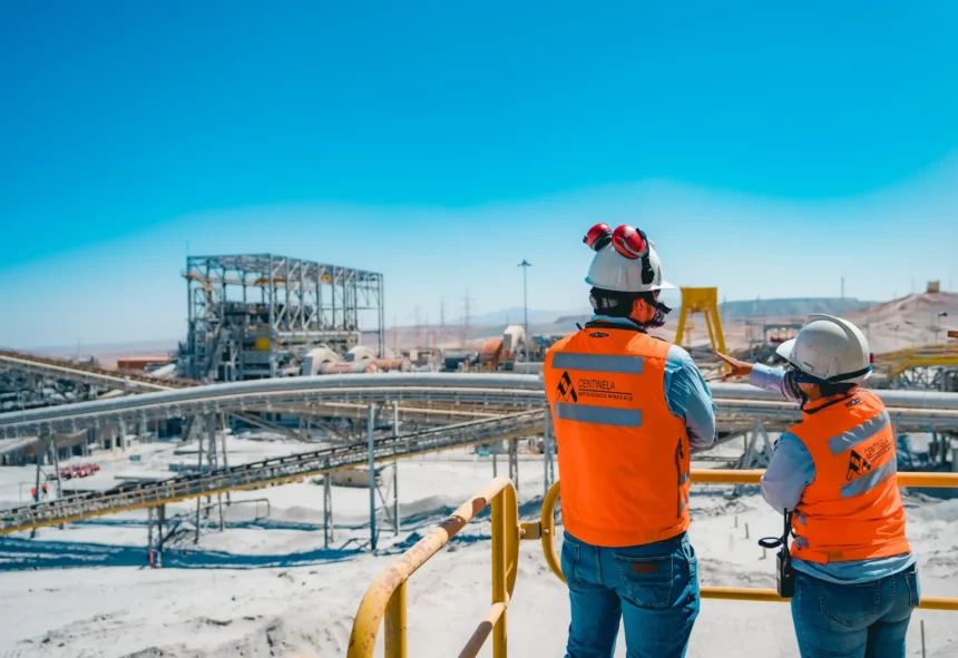 Antofagasta Minerals abre vacantes en Pelambres, Centinela y Antucoya: estos son los trabajos con postulación directa hoy