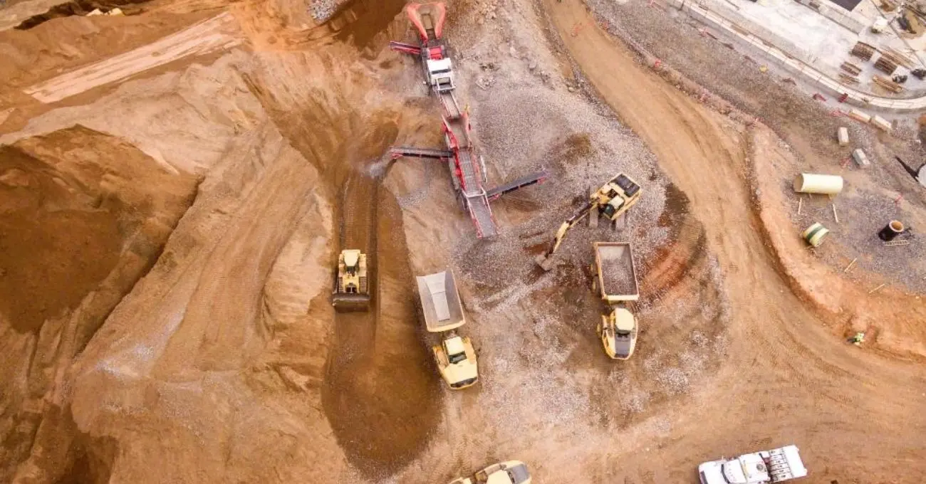 Aprobación ambiental: plazos suben hasta 39% en Boric vs Piñera II y el dato que tensiona el récord de US$41.500 millones