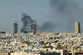 Arabia Saudita y EAU evalúan intervenir en conflicto tras ataques de Irán