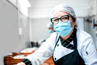 Aramark busca trabajadores para minería: vacantes activas en Calama y Antofagasta para postular hoy