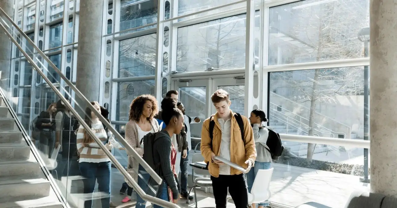 Arcadis impacta a cientos de estudiantes chilenos con charlas de ingeniería sostenible