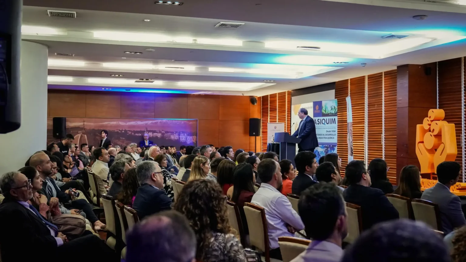 ASIQUIM premia las mejores prácticas de desarrollo sustentable en la industria química chilena