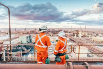 Auge en acciones de BHP en medio de desaceleración bancaria en Australia