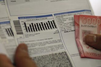 Aumento en las tarifas eléctricas en Chile este julio: Entiende por qué subirán justo en los meses de mayor consumo