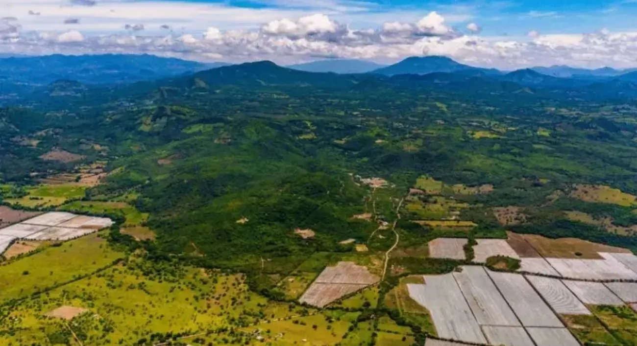Aura Minerals anuncia la recepción de la licencia de construcción y el inicio de los primeros trabajos en el proyecto Era Dorada